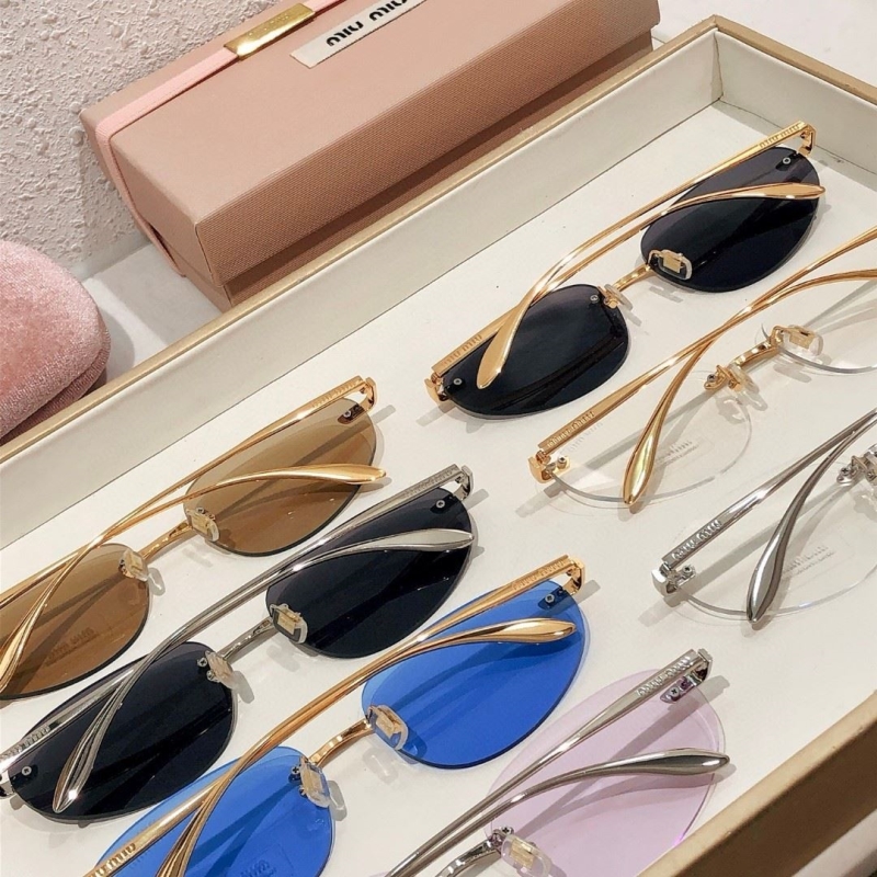 MIU MIU